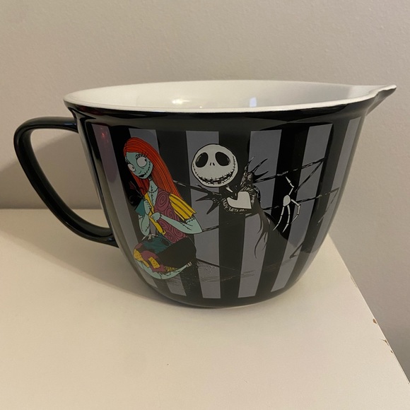 Disney Kitchen Nightmare Before Christmas Mixing Bowl Poshmark